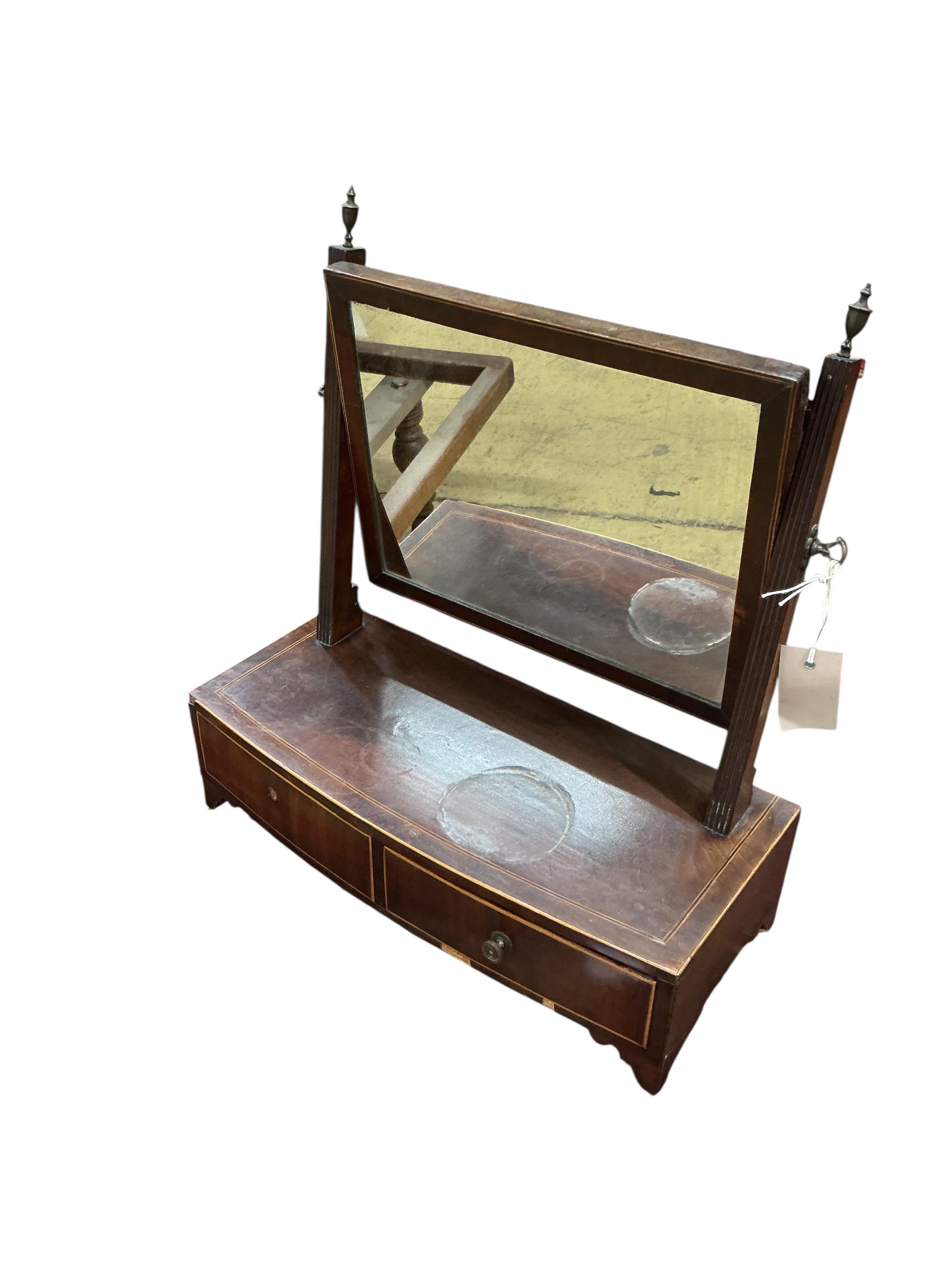 A George III mahogany bowfront dressing table mirror, width 41cm, height 45cm